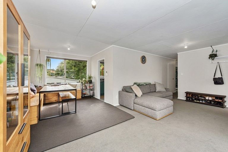 Photo of property in 24 Manor Place, Bader, Hamilton, 3206