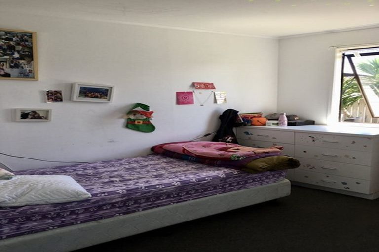 Photo of property in 1/9 Mcgreal Place, Weymouth, Auckland, 2103