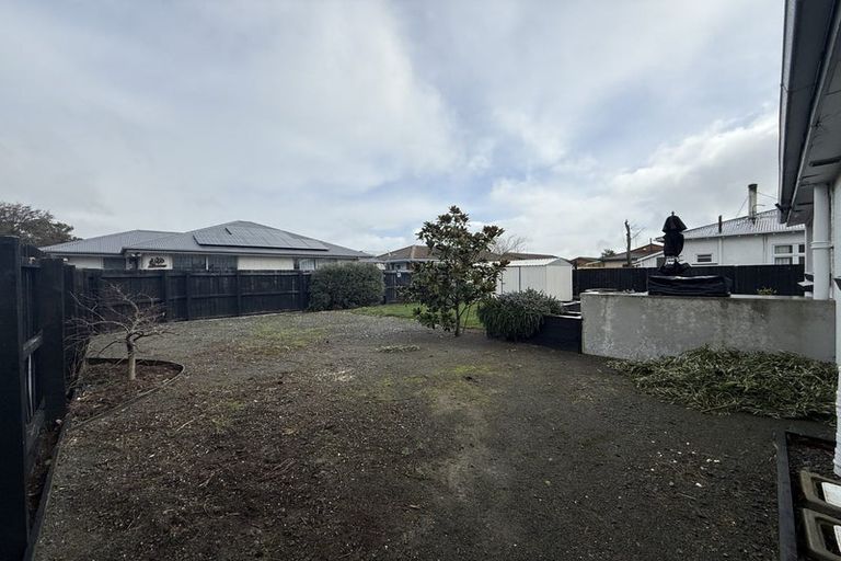 Photo of property in 34 Matlock Street, Woolston, Christchurch, 8062