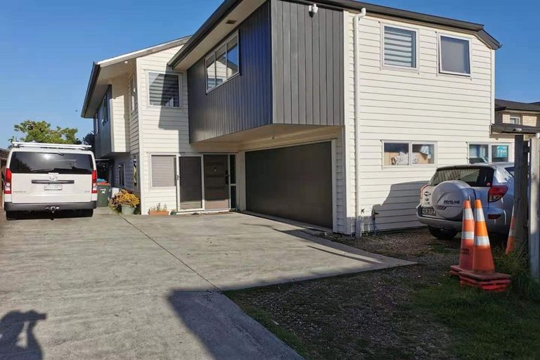 Photo of property in 8 Carbine Road, Mount Wellington, Auckland, 1060
