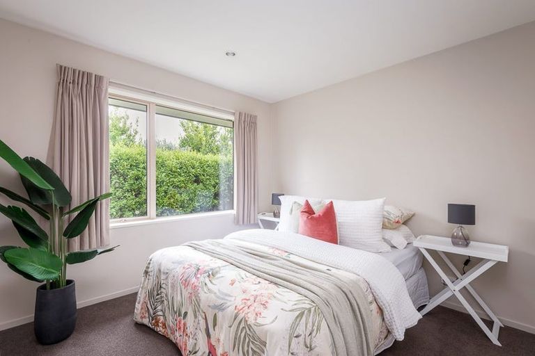 Photo of property in 8 Gosling Crescent, Halswell, Christchurch, 8025