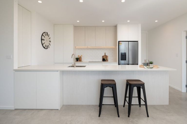 Photo of property in 12b Russell Street, Picton, 7220