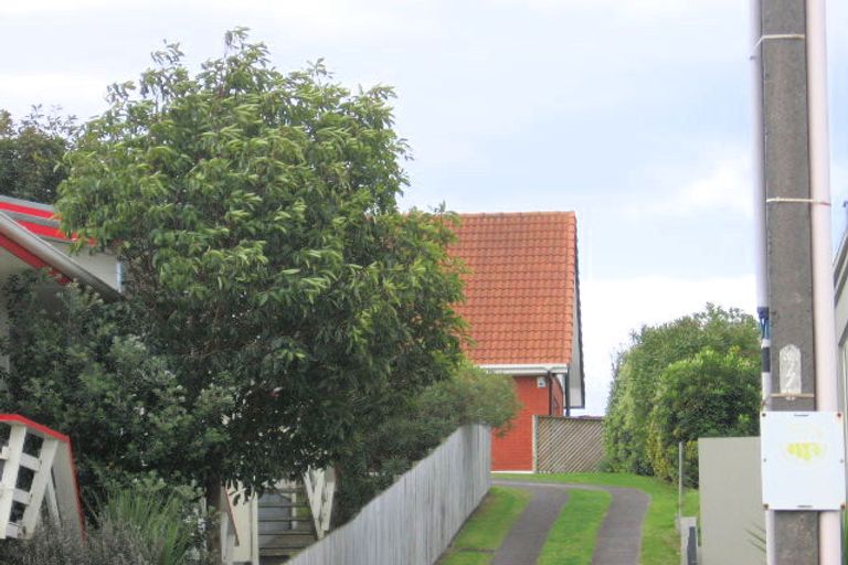 Photo of property in 235a Oceanbeach Road, Mount Maunganui, 3116