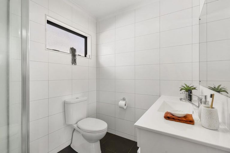 Photo of property in 61 Te Puia Drive, Aotea, Porirua, 5024