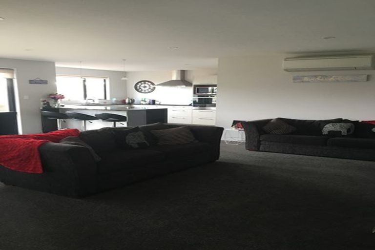 Photo of property in 11 Flaxon Place, Burwood, Christchurch, 8083