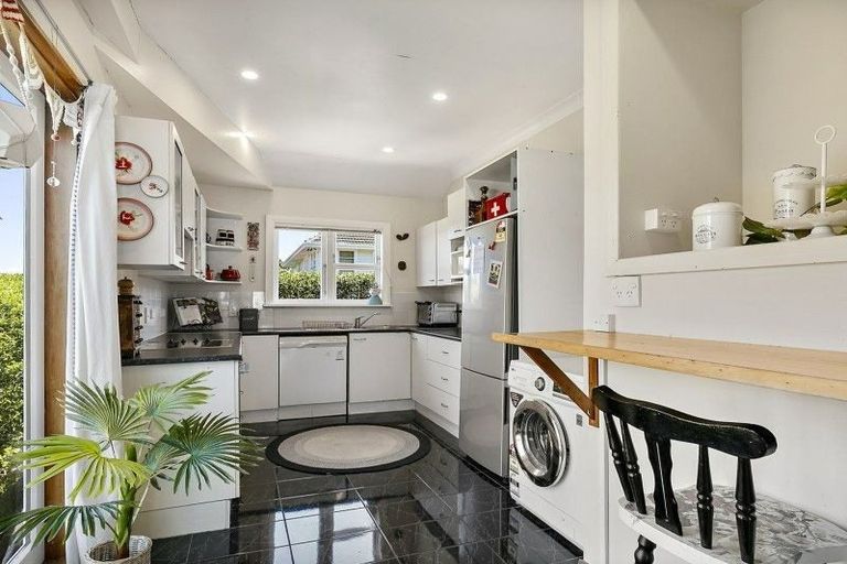 Photo of property in 7a Camperdown Road, Miramar, Wellington, 6022