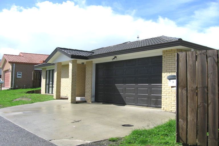 Photo of property in 9 Ali Place, Ranui, Auckland, 0612