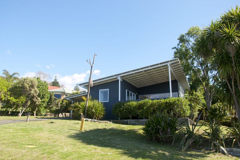 Photo of property in 8 Homestead Place, Welcome Bay, Tauranga, 3112