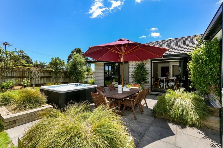 Photo of property in 1185f South Road, Oakura, 4314