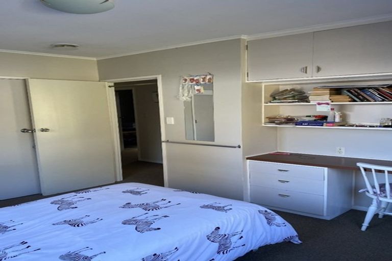 Photo of property in 5 Valley Road, Waiuku, 2123