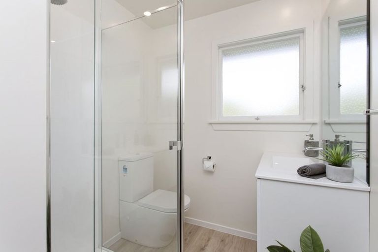 Photo of property in 15 Suffolk Street, Phillipstown, Christchurch, 8011