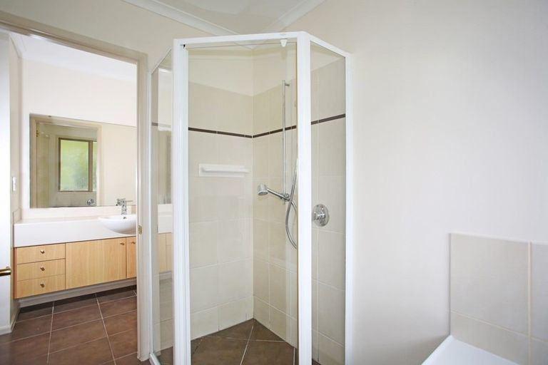 Photo of property in 57 Old Barn Road, Opaheke, Papakura, 2584