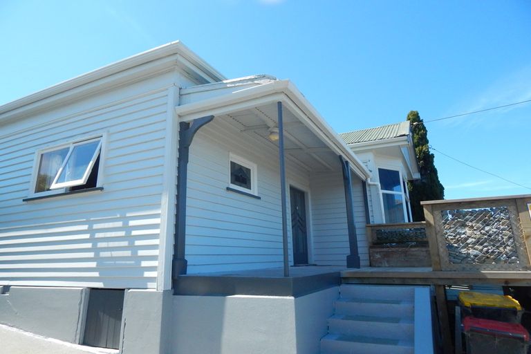 Photo of property in 8 Cambridge Street, Kensington, Timaru, 7910