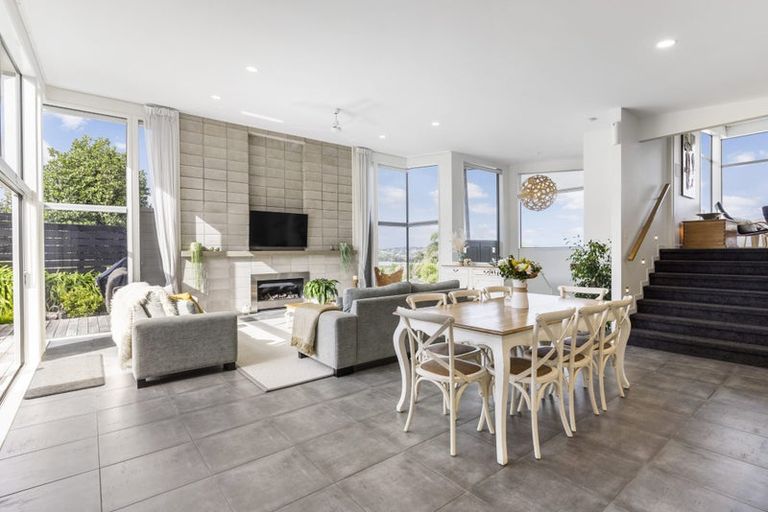 Photo of property in 9 Bayview Park Lane, Orewa, 0931