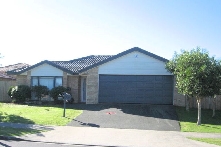 Photo of property in 64 Sandwick Drive, Weymouth, Auckland, 2103