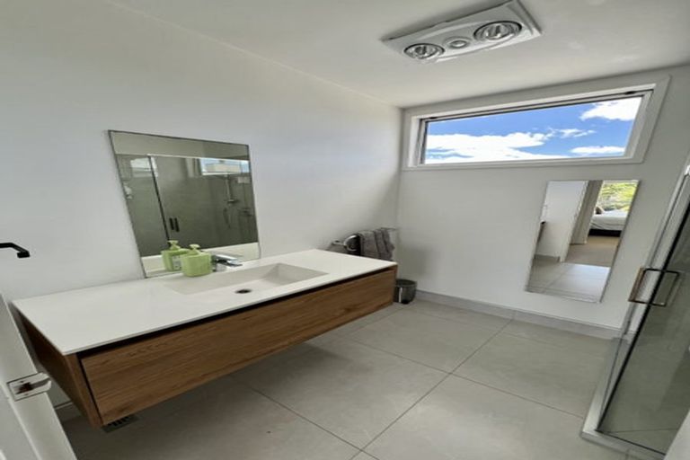 Photo of property in 21/189 Mangatawhiri Road, Omaha, 0986