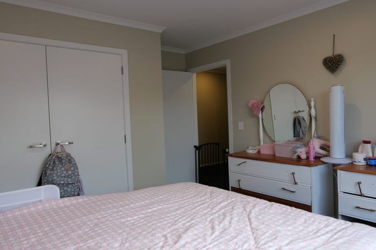 Photo of property in 37 Gallipoli Place, Paraparaumu, 5032