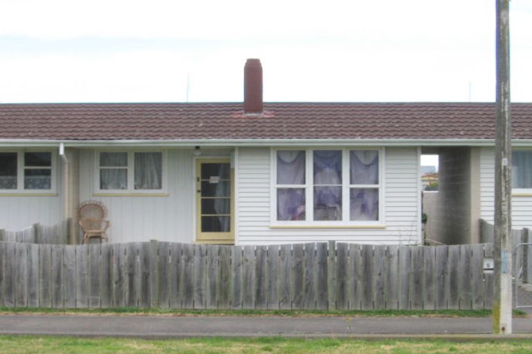 Photo of property in 5 Roberts Terrace, Onekawa, Napier, 4110
