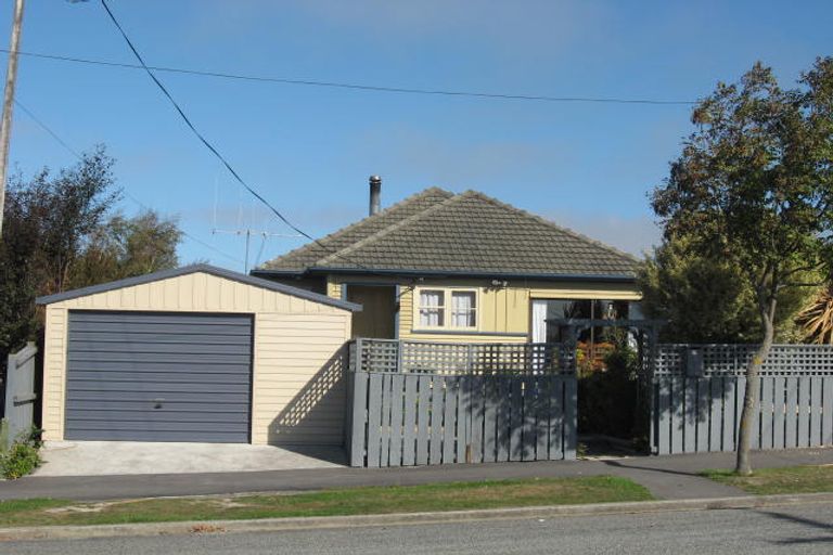 Photo of property in 12 Macdonald Street, Geraldine, 7930