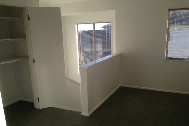 Photo of property in 20 Carrick Glen Avenue, Flat Bush, Auckland, 2019