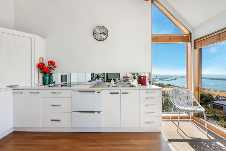 Photo of property in 1/14 Muritai Terrace, Mount Pleasant, Christchurch, 8081