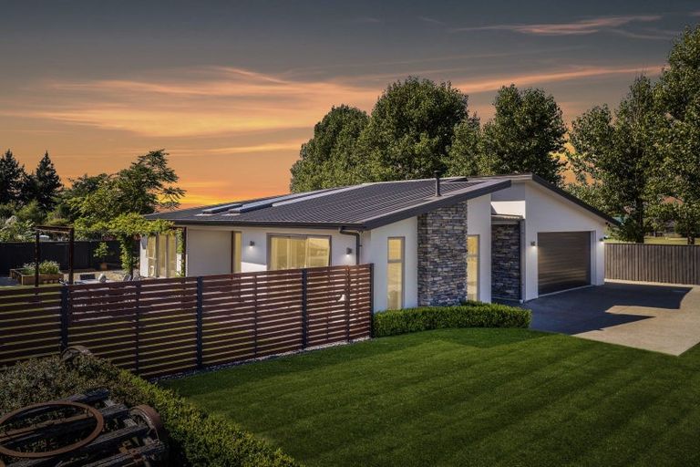 Photo of property in 20 Wineberry Avenue, Amberley, 7410