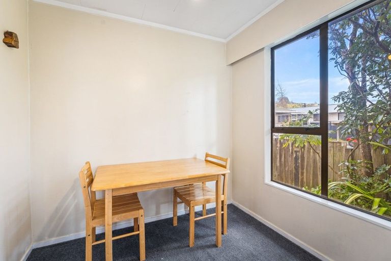 Photo of property in 2/79 Gemstone Drive, Birchville, Upper Hutt, 5018