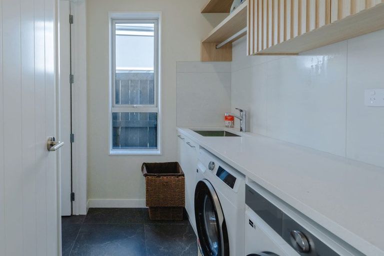 Photo of property in 34 Tipu Crescent, Wainui, 0932