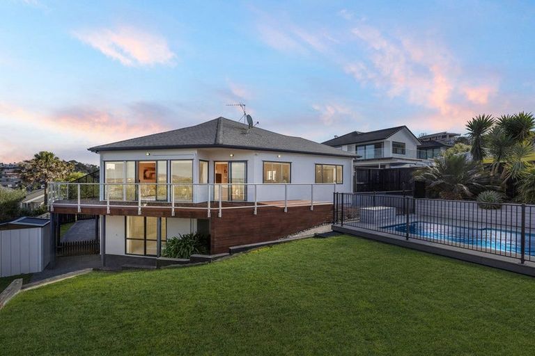 Photo of property in 10 Ascot Way, Orewa, 0931
