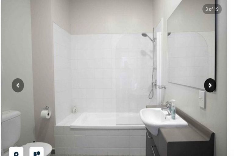 Photo of property in Stadium Garden Flats, 215/107 Thorndon Quay, Pipitea, Wellington, 6011
