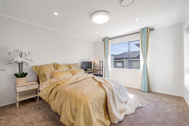 Photo of property in 4 Resolution Drive, Gulf Harbour, Whangaparaoa, 0930