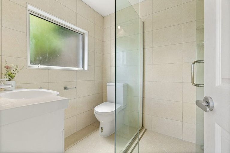 Photo of property in 36a Hart Road, Hauraki, Auckland, 0622