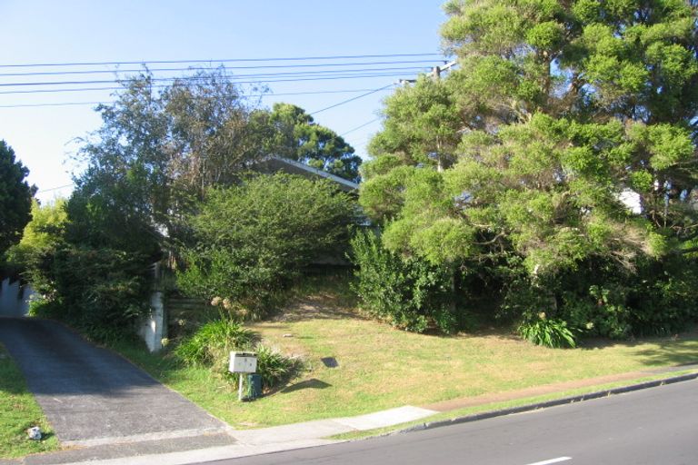 Photo of property in 3 Hogans Road, Glenfield, Auckland, 0629