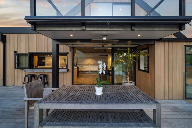 Photo of property in 19 Cass Bay Place, Cass Bay, Lyttelton, 8082