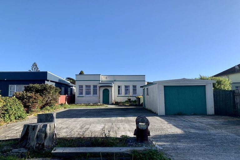 Photo of property in 68 Main Road, Titahi Bay, Porirua, 5022