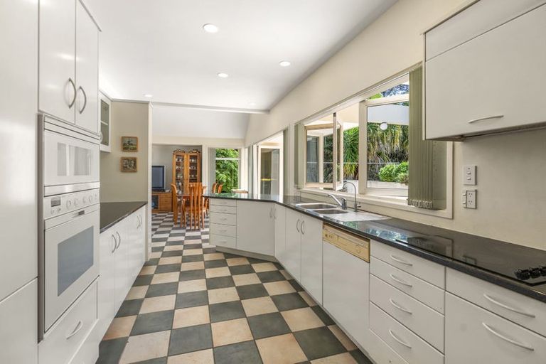 Photo of property in 99 Onetaunga Road, Chatswood, Auckland, 0626