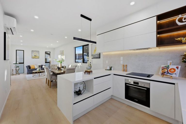 Photo of property in 13c Meadway, Sunnyhills, Auckland, 2010