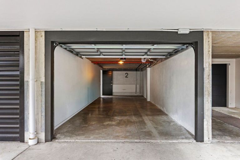 Photo of property in 2/55 Carlton Mill Road, Merivale, Christchurch, 8014