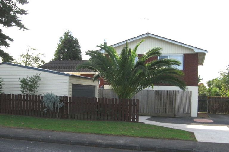 Photo of property in 72 Wharf Road, Te Atatu Peninsula, Auckland, 0610