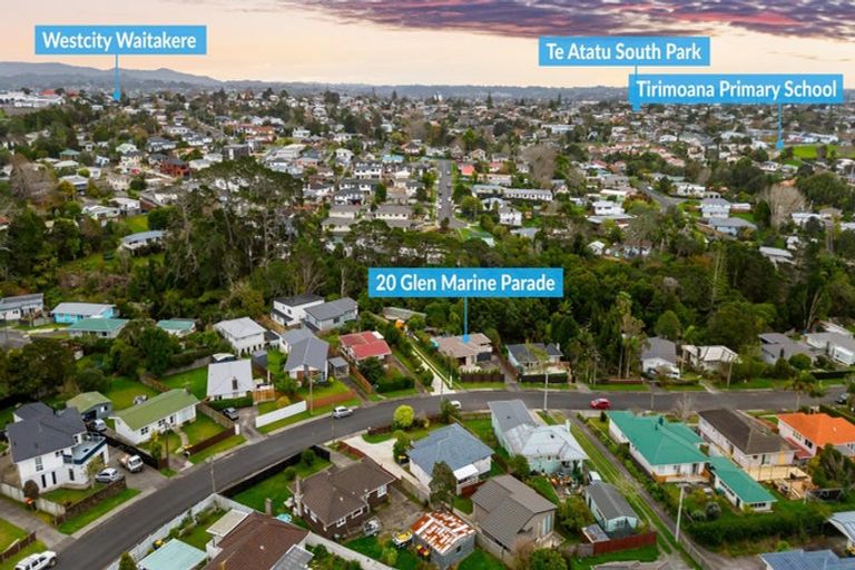 Photo of property in 20 Glen Marine Parade, Glendene, Auckland, 0602