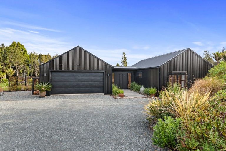 Photo of property in 551 Krippner Road, Puhoi, Silverdale, 0994