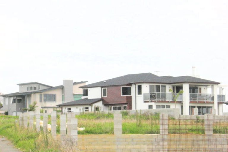 Photo of property in 53 Compass Way, Half Moon Bay, Auckland, 2012