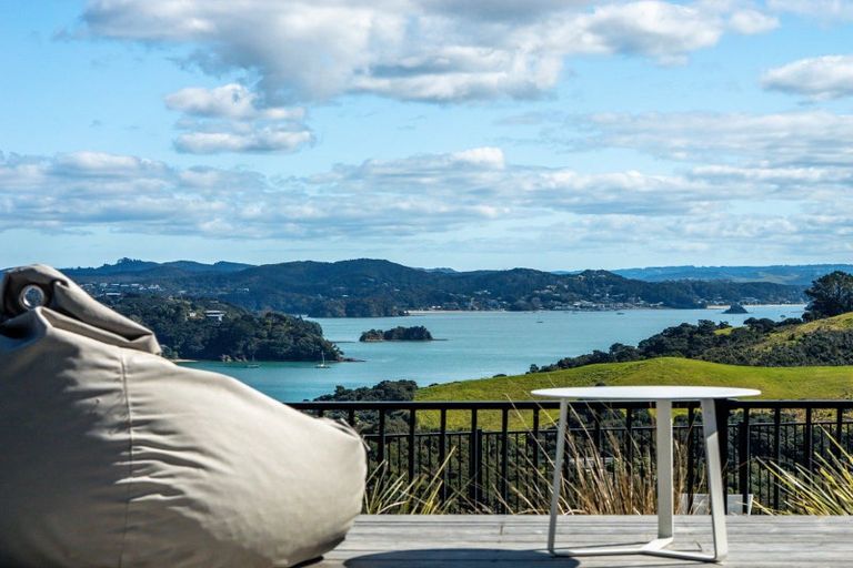 Photo of property in 58 Te Akau Drive, Russell, 0272