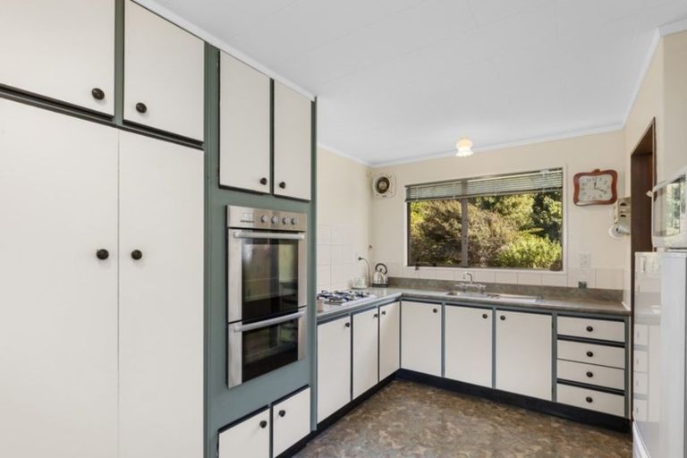 Photo of property in 13a Westpoint Avenue, Harbour View, Lower Hutt, 5010