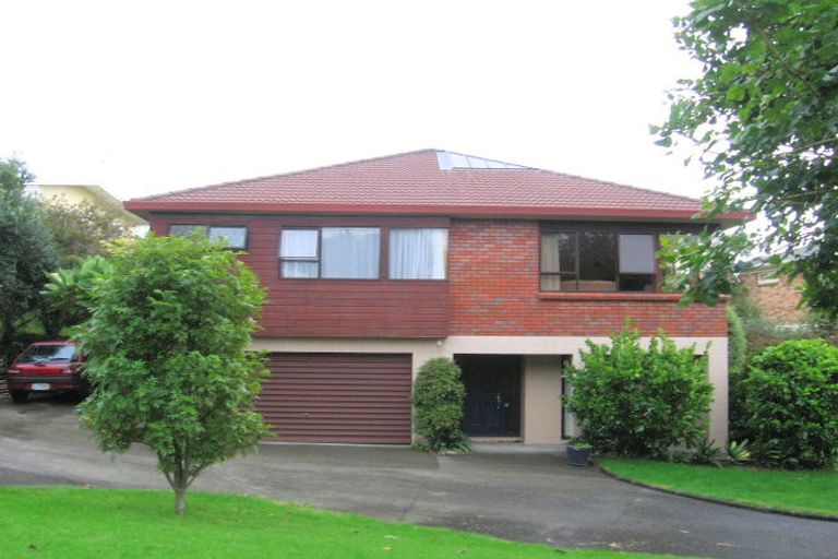 Photo of property in 2/35 Hastings Road, Mairangi Bay, Auckland, 0630