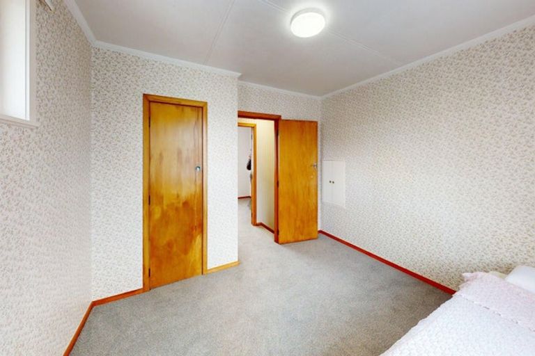Photo of property in 5 Patea Place, Terrace End, Palmerston North, 4410