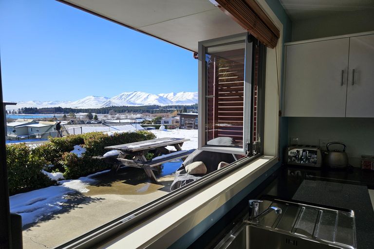 Photo of property in 12 O'neill Place, Lake Tekapo, 7999