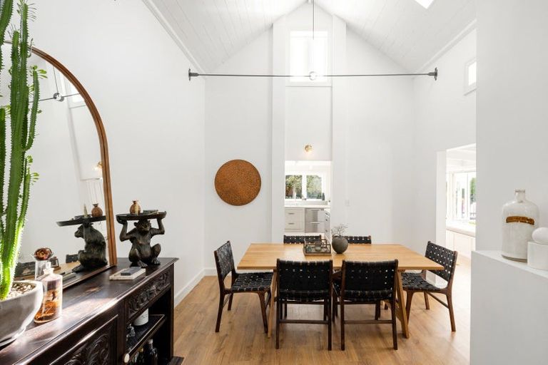 Photo of property in 46 Williams Street, Cambridge, 3434