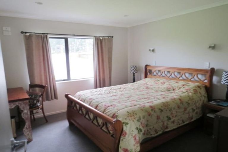 Photo of property in 3 Dunbar Place, Highlands Park, New Plymouth, 4312