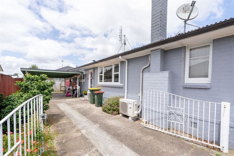 Photo of property in 39 Tuhikaramea Road, Dinsdale, Hamilton, 3204